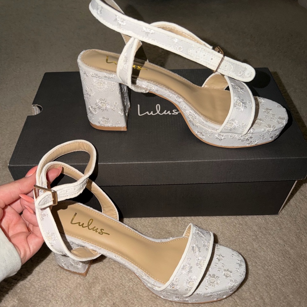 Lulus heels